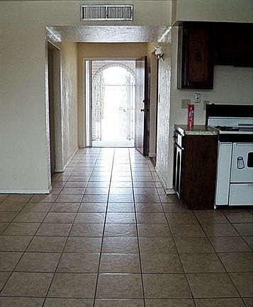 3rd image of 7162 Fatima Ave