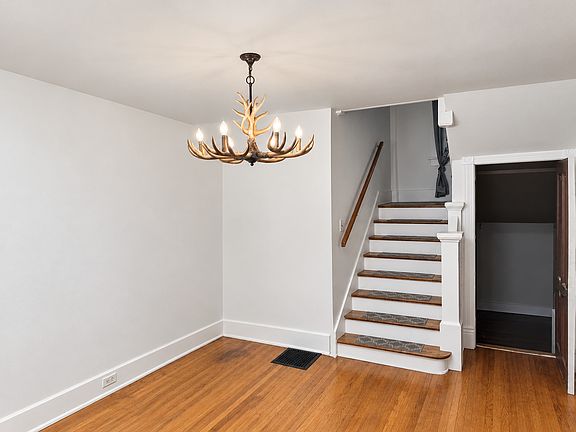 4th image of 617 S Macon St