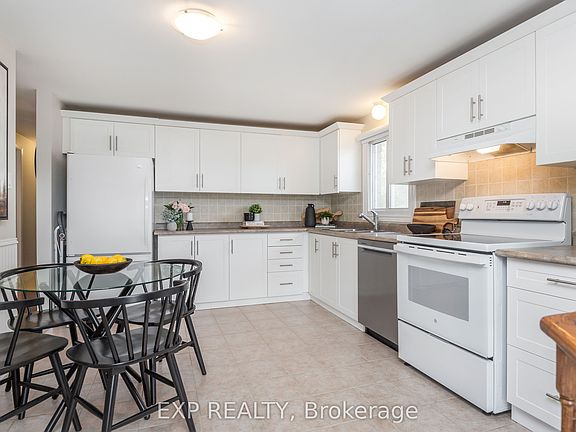 5th image of 12 Craig Cres