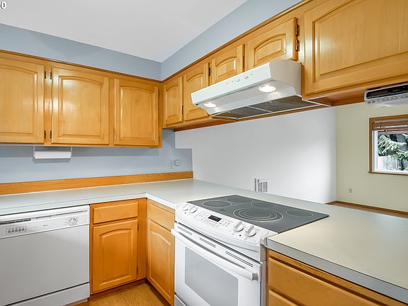 5th image of 31375 NW Pacific St