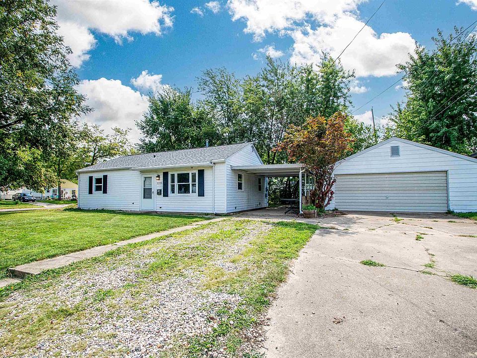 1st image of 1016 W Willow Ln