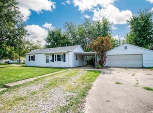 1016 W Willow Ln, Peoria, IL 61614
