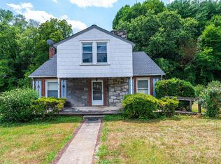 213 Westbrook St NW, Lenoir, NC 28645