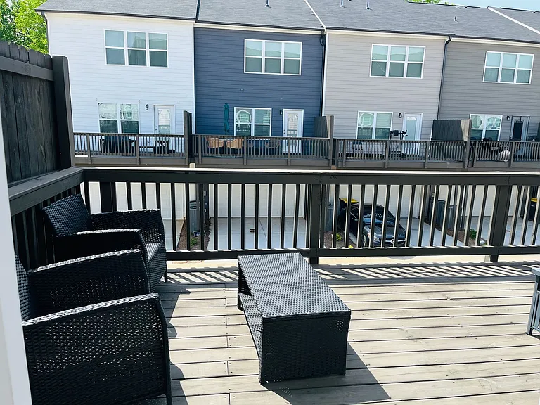 8 Iron Dr — Photo 25