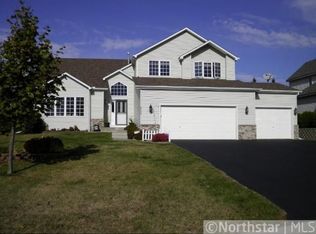 8000 Drake Rd, Woodbury, MN 55125