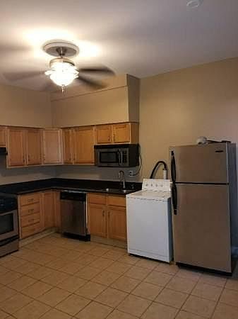 2nd image of 2963 W Nelson St