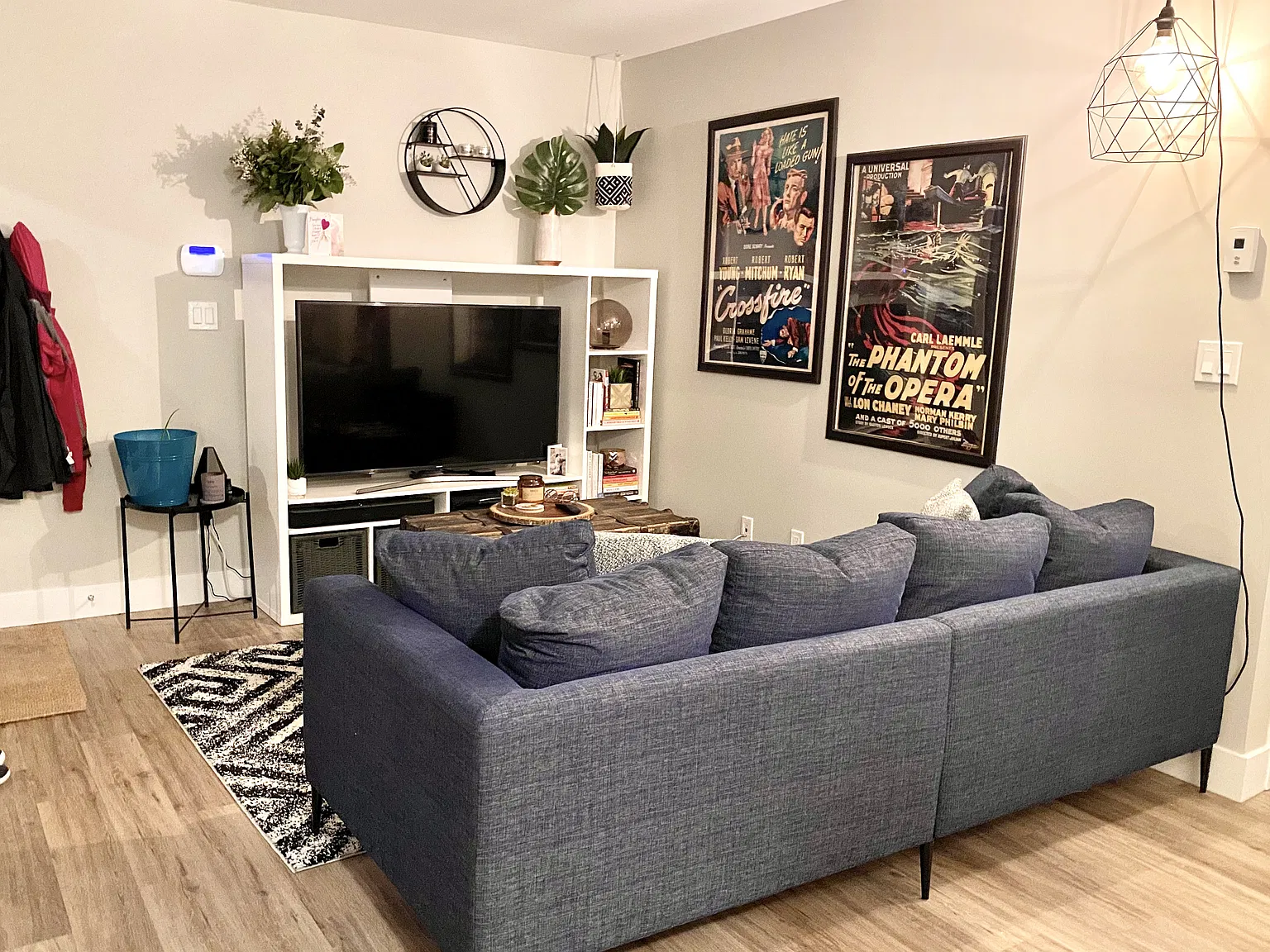 2 bed, 700 sqft, $2,200 — Photo 4