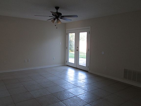 4th image of 2386 Gabriel Dr