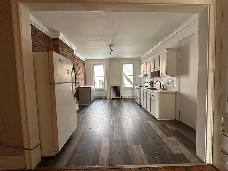 118A Main St #1 — Photo 1