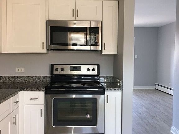 2nd image of 10433 S Longwood Ln #13