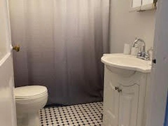 4th image of 339 Thayer St #7265874