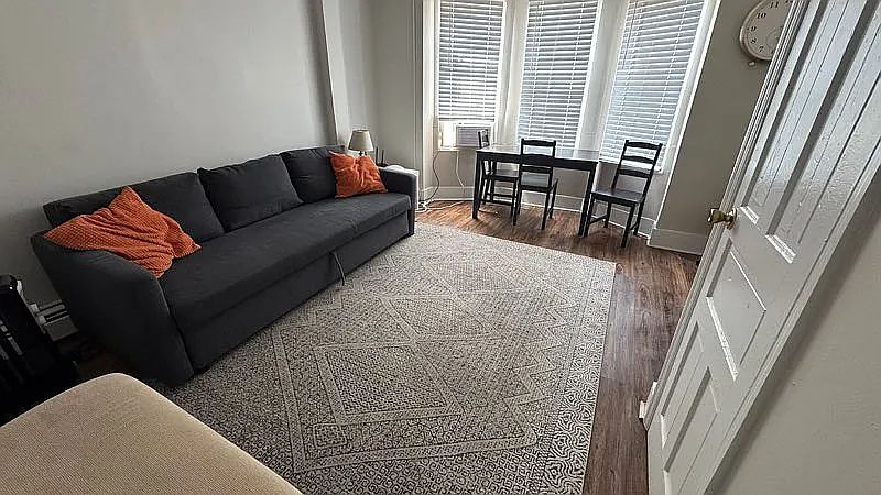1st image of 135.5 S Ocean Ave Floor 1
