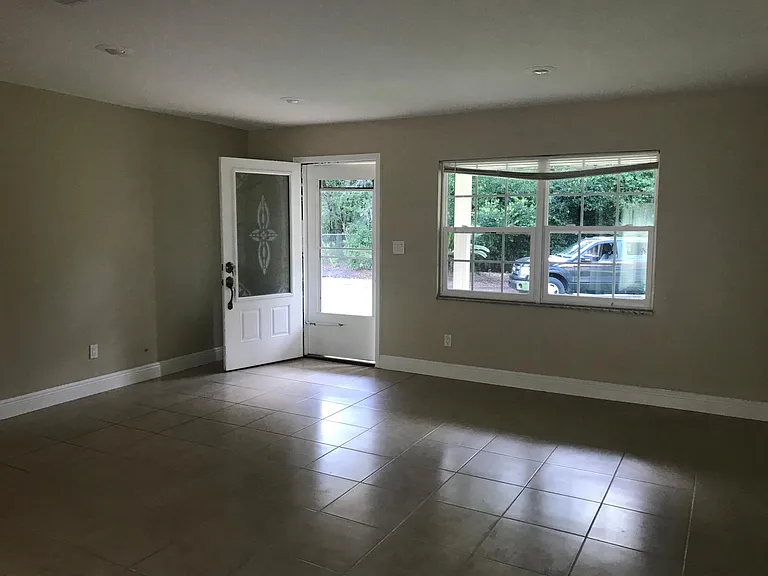 109 Northwood Dr — Photo 7