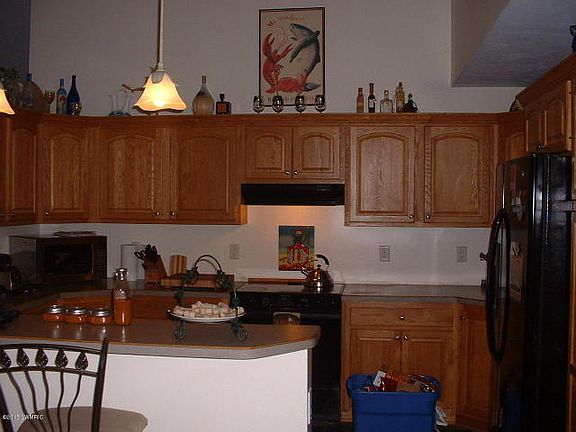 5th image of 11055 Walnut Dr
