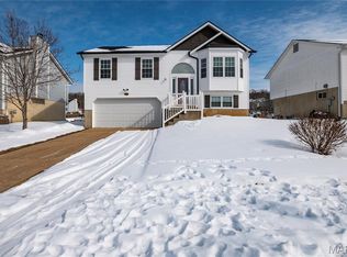 2467 Waterfront Dr, Imperial, MO 63052