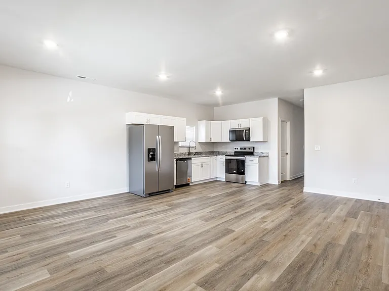 726 Parkway Ave — Photo 10
