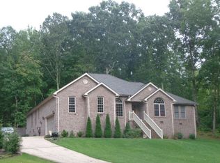 125 Goldfinch Dr, Shady Spring, WV 25918