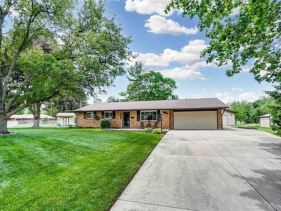3rd image of 2832 Shetterly Ln