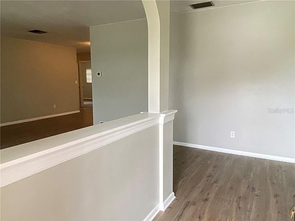 3rd image of 1568 Picardy Cir