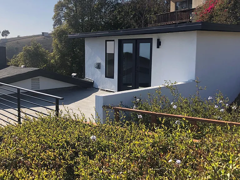 353 Mariposa Dr — Photo 6
