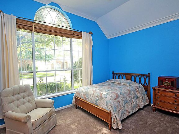 down stairs Study/4th Bedroom