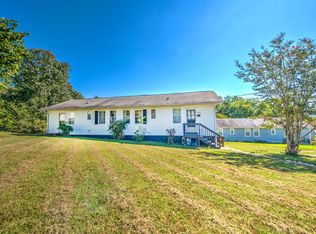 310 Jefferson Ave, Oak Ridge, TN 37830