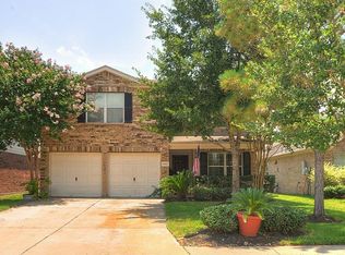 10402 Falling River Dr, Houston, TX 77095
