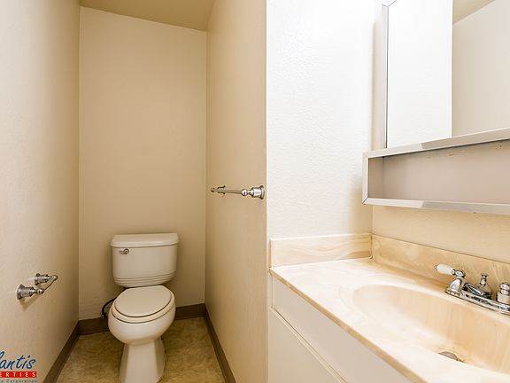5th image of 541 Giuffrida Ave APT B