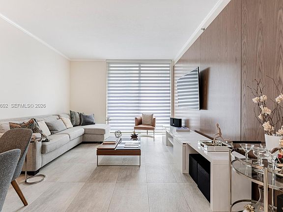 5th image of 1060 Brickell Ave APT 1507