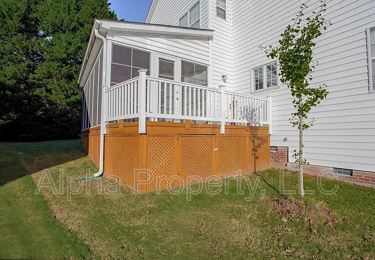 120 Windsong Dr — Photo 26