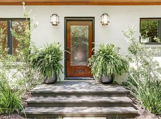 2208 Dunstan Rd, Houston, TX 77005