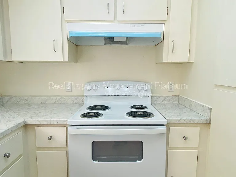 2967 Terry Ave — Photo 14