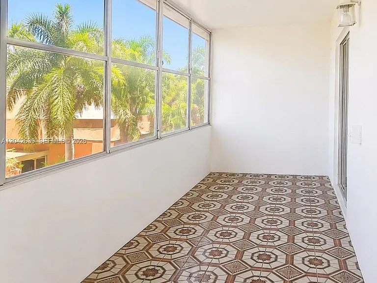 500 Village Green Cir W #308 — Photo 4