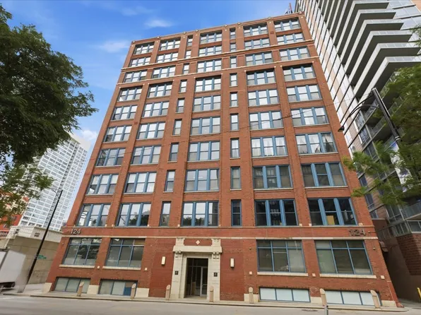 (undisclosed Address), Chicago, IL 60605