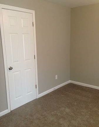 3rd image of 323 Stevens St