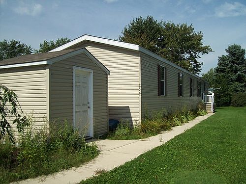 1st image of 49529 Au Lac Dr E