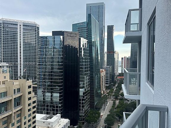 2nd image of 1060 Brickell Ave APT 2505