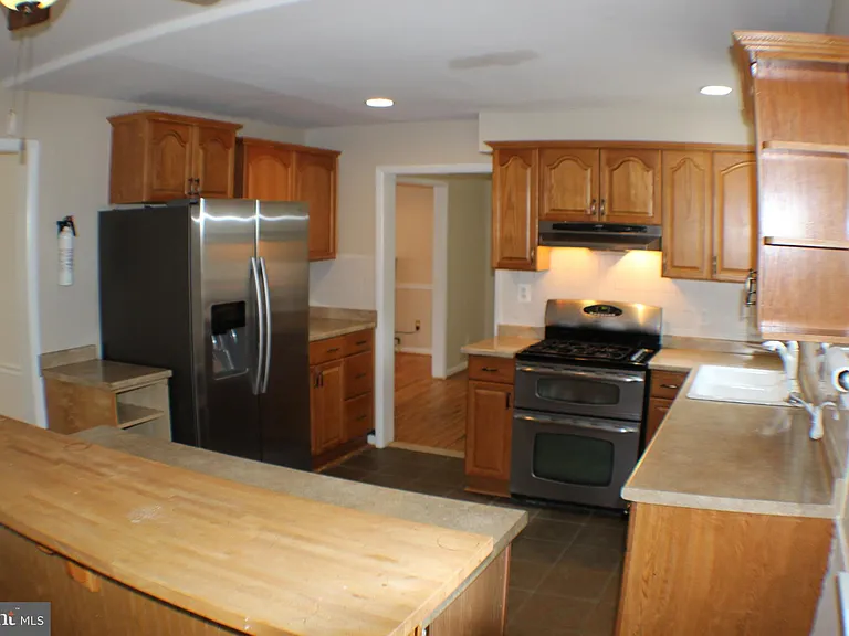 7012 Galgate Dr — Photo 8