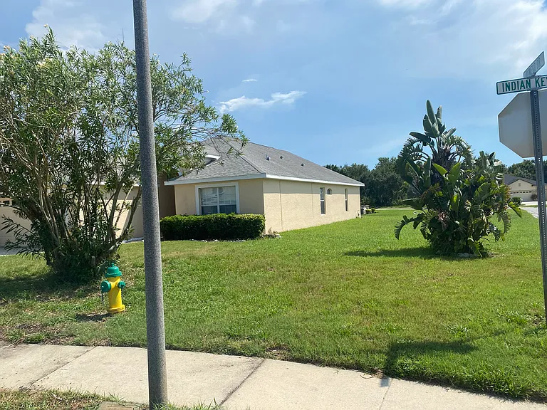 2313 Indian Key Dr — Photo 4