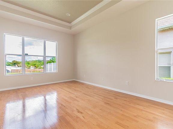 4th image of 23403 Dinhurst Ct