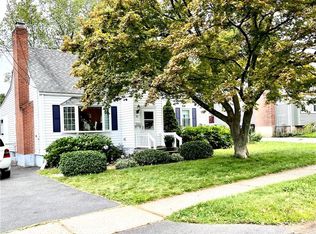 61 Sampson St, West Hartford, CT 06110