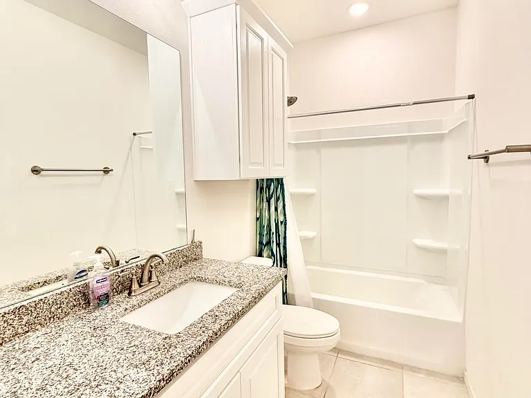 5401 Lamont Ave — Photo 4