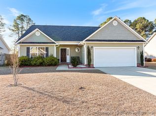 6028 Gallberry Farms Rd, Hope Mills, NC 28348