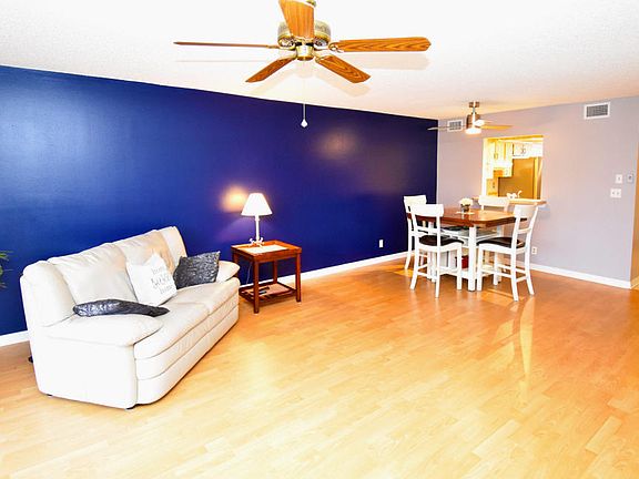 5th image of 736 Palm Springs Cir