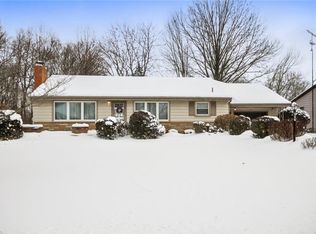987 Collins St, Youngstown, OH 44515