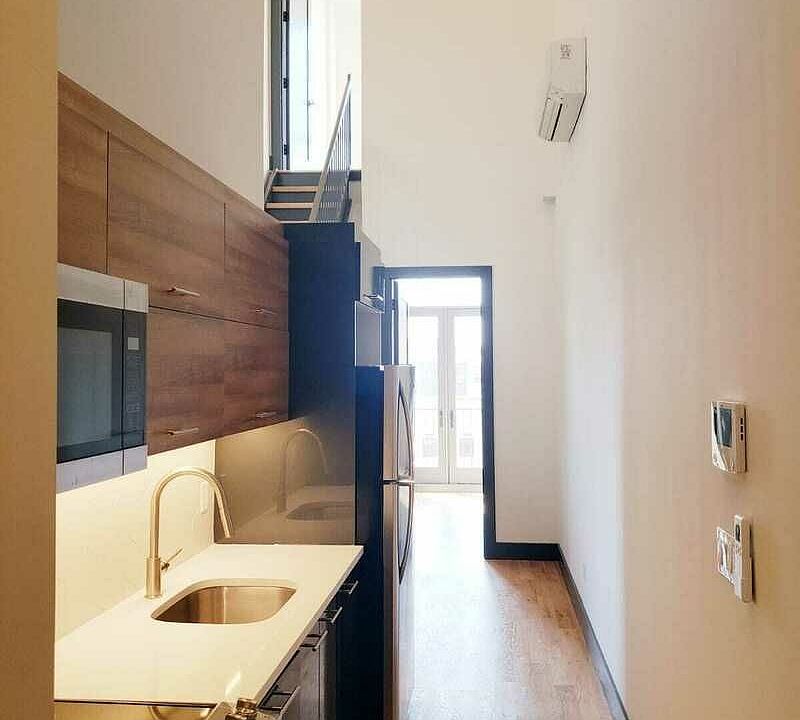 1st image of 85 Humboldt St #3B