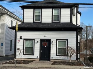 44 N Central Ave, Ramsey, NJ 07446