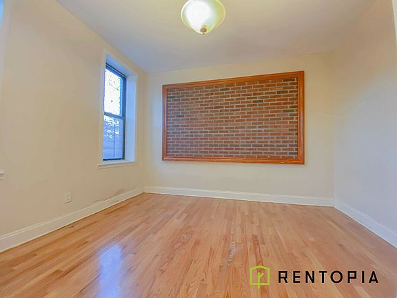 4th image of 107 Van Buren St #B13