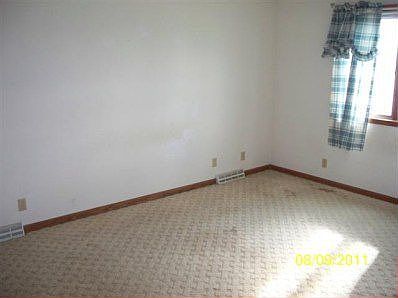 4th image of 3222 Aurora Ln