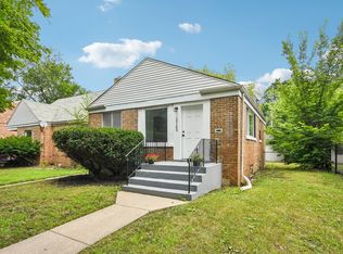 10145 S Bensley Ave, Chicago, IL 60617